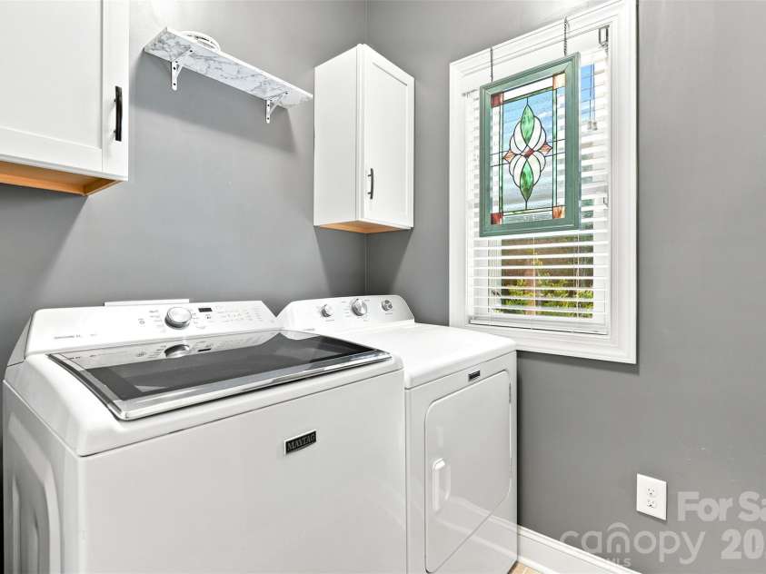 3809 Creek Ridge Drive, Denver, NC 28037.  MLS# CAR4403828, YatesRealty ID 39313. 