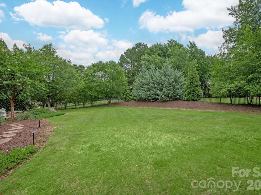 1602 Alydar Court, Waxhaw, NC 28173.  MLS# CAR4404222, YatesRealty ID 39316. 