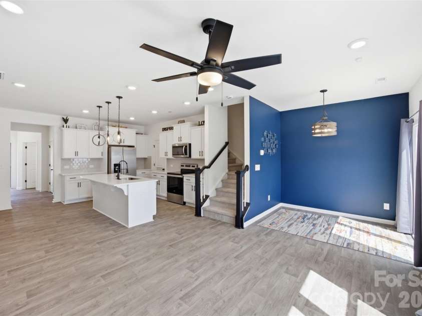 2037 Crooked Oak Lane, York, SC 29745.  MLS# CAR4400785, YatesRealty ID 39319. 