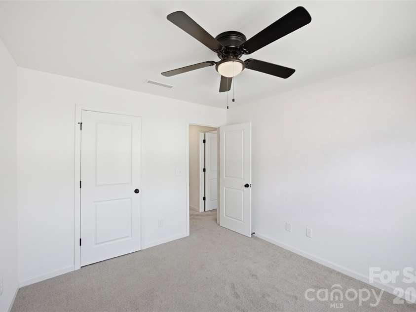 2037 Crooked Oak Lane, York, SC 29745.  MLS# CAR4400785, YatesRealty ID 39319. 
