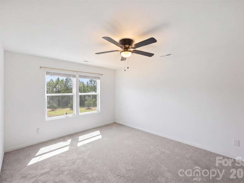 2037 Crooked Oak Lane, York, SC 29745.  MLS# CAR4400785, YatesRealty ID 39319. 