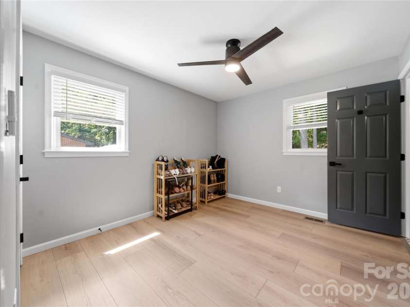 131 Hickory Lane, York, SC 29745.  MLS# CAR4400847, YatesRealty ID 39321. Bedroom 3