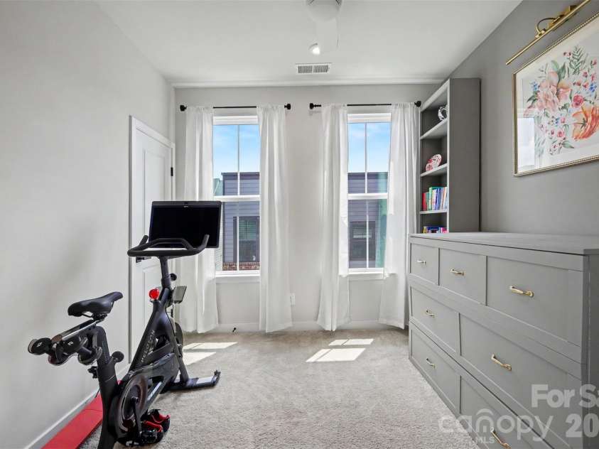 1018 Simcoe Lane, Charlotte, NC 28217.  MLS# CAR4402464, YatesRealty ID 39324. 