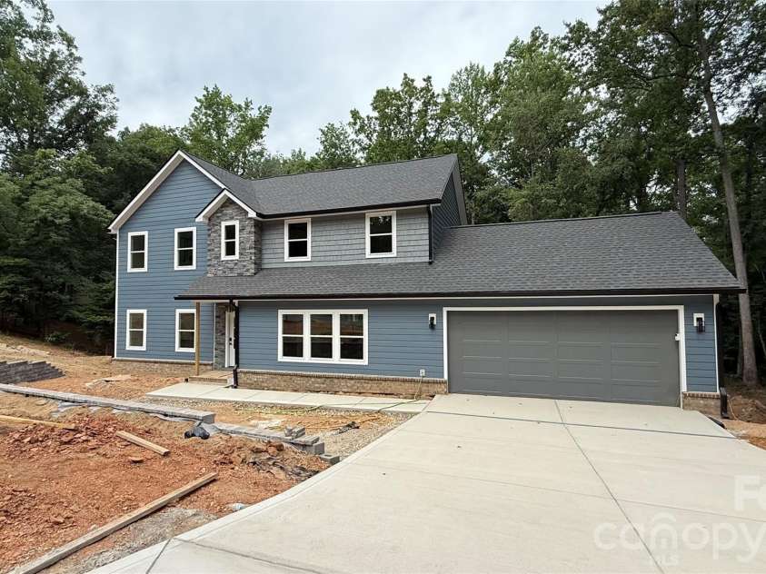 2766 Oakhurst Drive, York, SC 29732.  MLS# CAR4403224, YatesRealty ID 39327. 