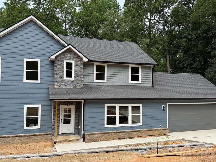 2766 Oakhurst Drive, York, SC 29732.  MLS# CAR4403224, YatesRealty ID 39327. 