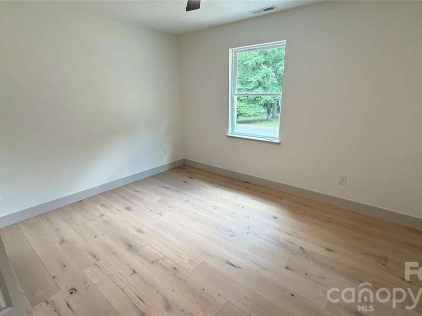 2766 Oakhurst Drive, York, SC 29732.  MLS# CAR4403224, YatesRealty ID 39327. 