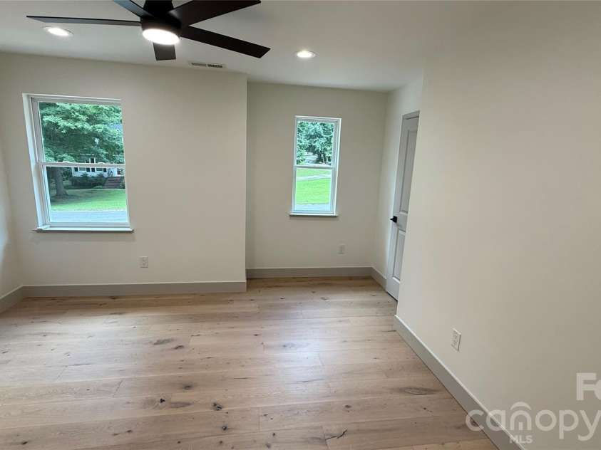 2766 Oakhurst Drive, York, SC 29732.  MLS# CAR4403224, YatesRealty ID 39327. 