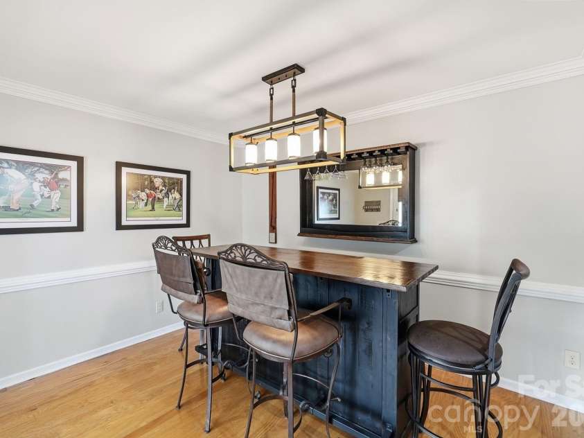 9200 Deer Spring Lane, Charlotte, NC 28210.  MLS# CAR4402944, YatesRealty ID 39328. Bar Area