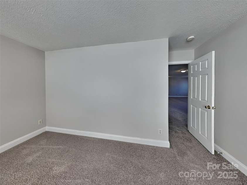 5513 Hammermill Drive, Harrisburg, NC 28075.  MLS# CAR4233743, YatesRealty ID 3933. 