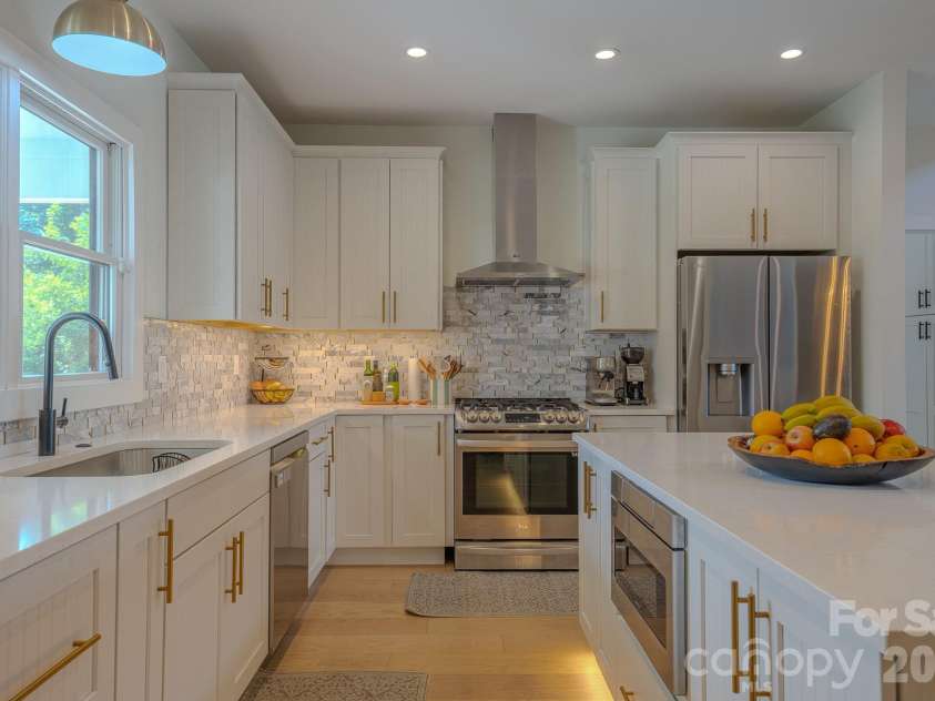 49 Arabella Lane, Arden, NC 28704.  MLS# CAR4402809, YatesRealty ID 39330. 