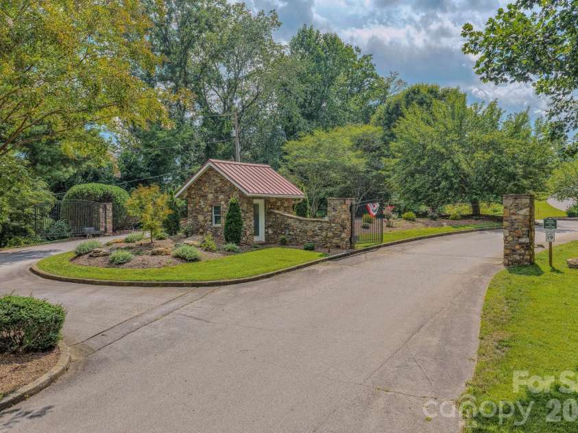 49 Arabella Lane, Arden, NC 28704.  MLS# CAR4402809, YatesRealty ID 39330. Community gate