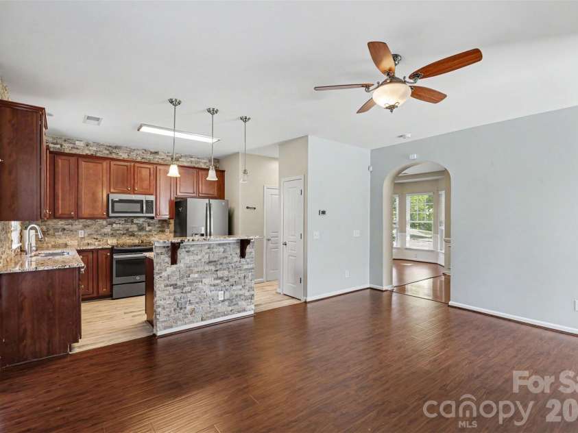712 Tulip Tree Place, Rock Hill, SC 29732.  MLS# CAR4379290, YatesRealty ID 39331. 