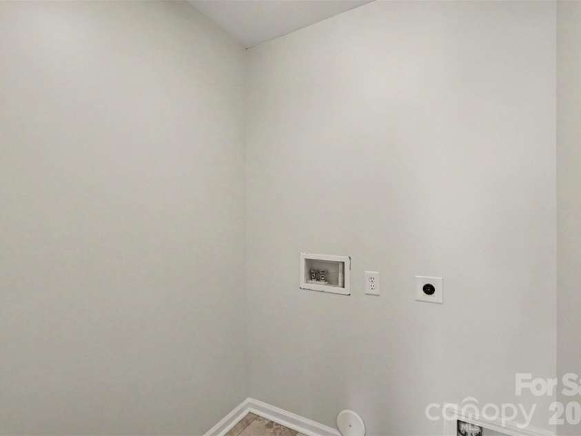 712 Tulip Tree Place, Rock Hill, SC 29732.  MLS# CAR4379290, YatesRealty ID 39331. 