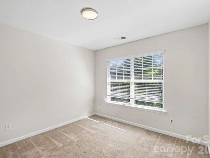 712 Tulip Tree Place, Rock Hill, SC 29732.  MLS# CAR4379290, YatesRealty ID 39331. 