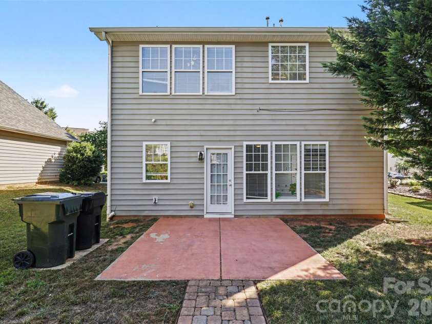 712 Tulip Tree Place, Rock Hill, SC 29732.  MLS# CAR4379290, YatesRealty ID 39331. 