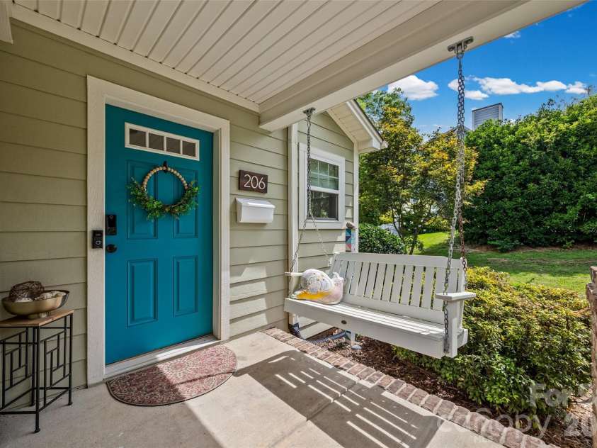 206 Woodrow Avenue, Belmont, NC 28012.  MLS# CAR4354404, YatesRealty ID 39333. 