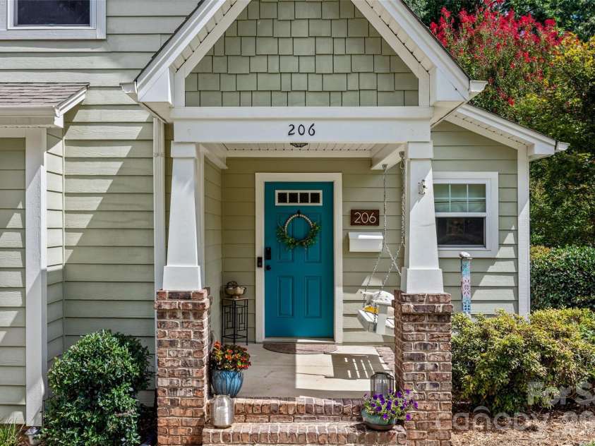 206 Woodrow Avenue, Belmont, NC 28012.  MLS# CAR4354404, YatesRealty ID 39333. 