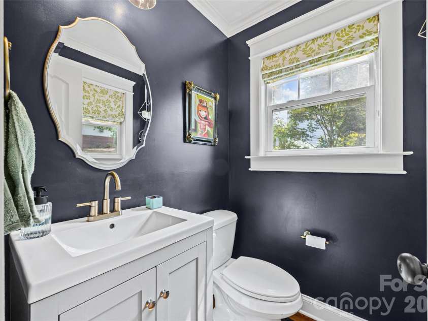 206 Woodrow Avenue, Belmont, NC 28012.  MLS# CAR4354404, YatesRealty ID 39333. 