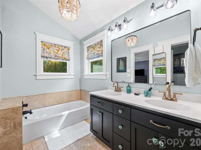 206 Woodrow Avenue, Belmont, NC 28012.  MLS# CAR4354404, YatesRealty ID 39333. 