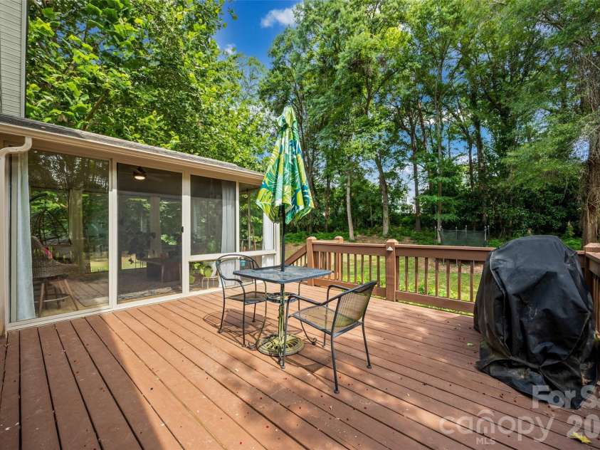 206 Woodrow Avenue, Belmont, NC 28012.  MLS# CAR4354404, YatesRealty ID 39333. 