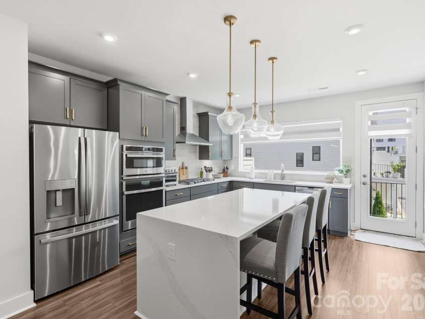 4118 Polluck Way, Charlotte, NC 28209.  MLS# CAR4403435, YatesRealty ID 39334. 
