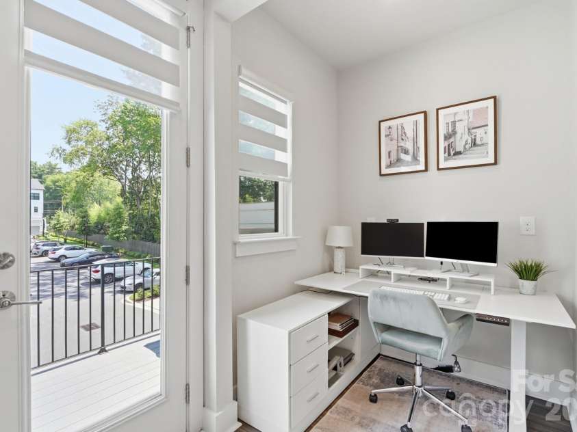 4118 Polluck Way, Charlotte, NC 28209.  MLS# CAR4403435, YatesRealty ID 39334. 