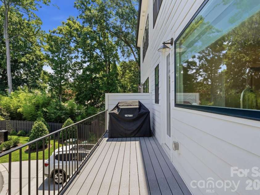 4118 Polluck Way, Charlotte, NC 28209.  MLS# CAR4403435, YatesRealty ID 39334. 