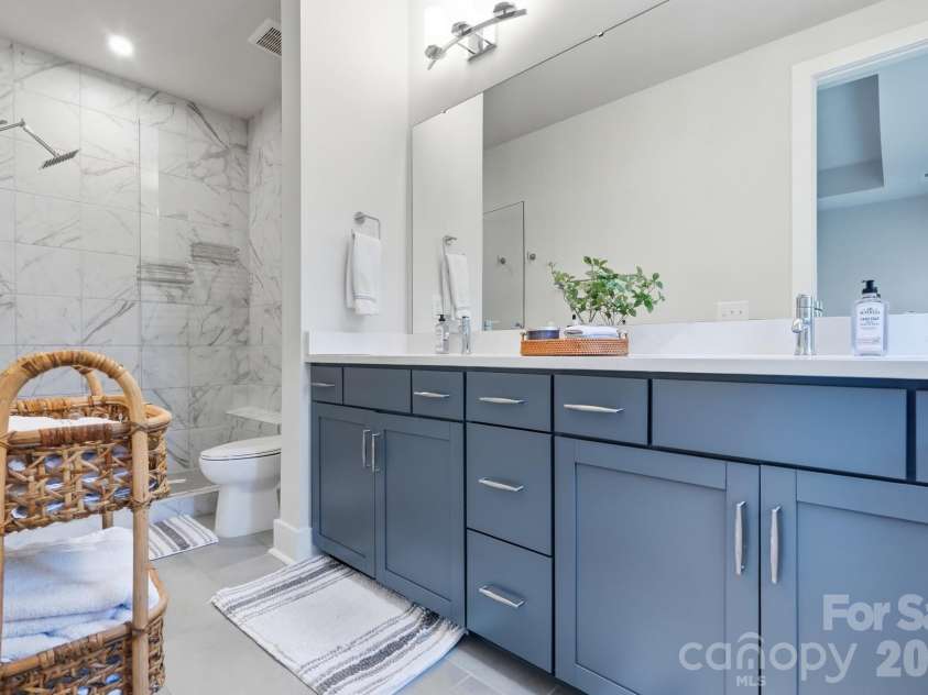 4118 Polluck Way, Charlotte, NC 28209.  MLS# CAR4403435, YatesRealty ID 39334. 