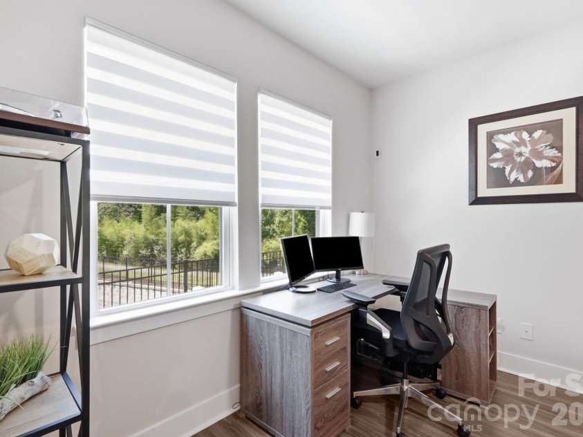 4118 Polluck Way, Charlotte, NC 28209.  MLS# CAR4403435, YatesRealty ID 39334. 
