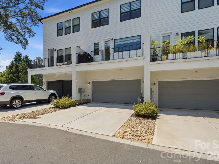 4118 Polluck Way, Charlotte, NC 28209.  MLS# CAR4403435, YatesRealty ID 39334. 
