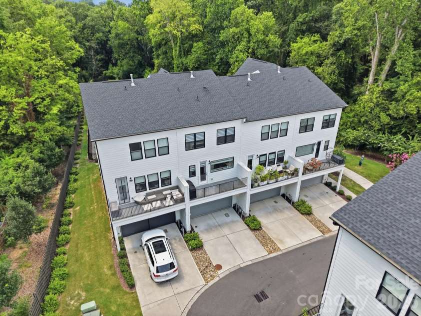 4118 Polluck Way, Charlotte, NC 28209.  MLS# CAR4403435, YatesRealty ID 39334. 