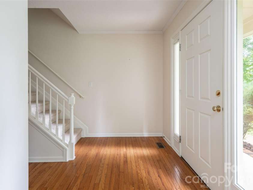 204 Windsor Forest Circle, Fletcher, NC 28732.  MLS# CAR4396269, YatesRealty ID 39335. Front Entry