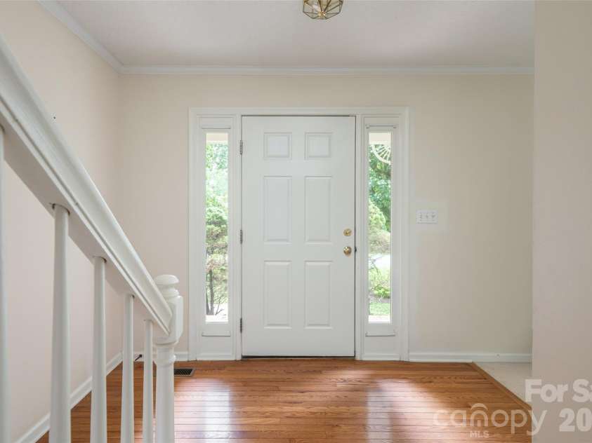 204 Windsor Forest Circle, Fletcher, NC 28732.  MLS# CAR4396269, YatesRealty ID 39335. Front Entry