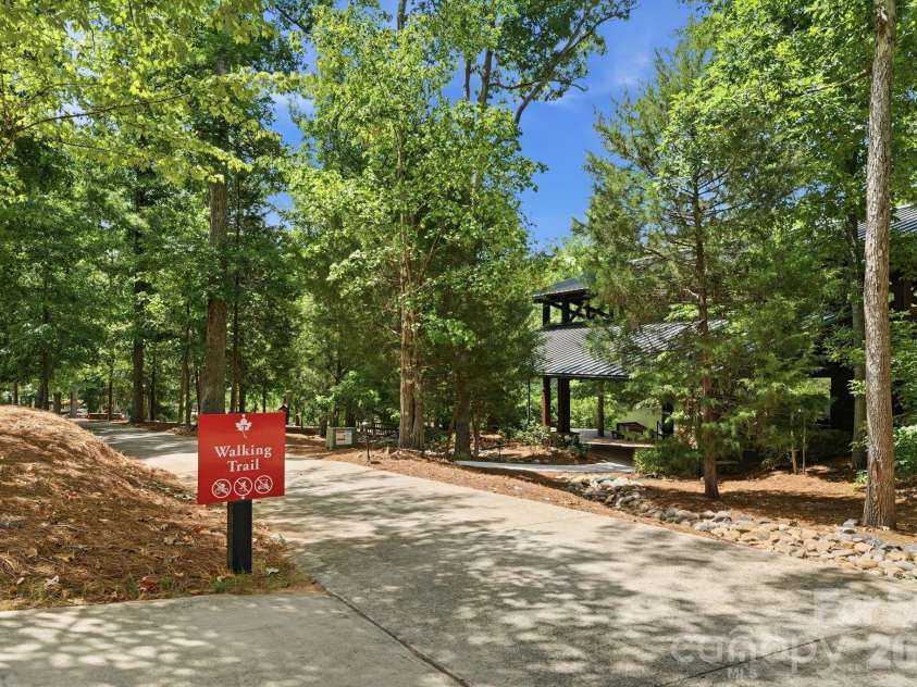 5005 Big Bend Drive, Lancaster, SC 29720.  MLS# CAR4399860, YatesRealty ID 39338. 