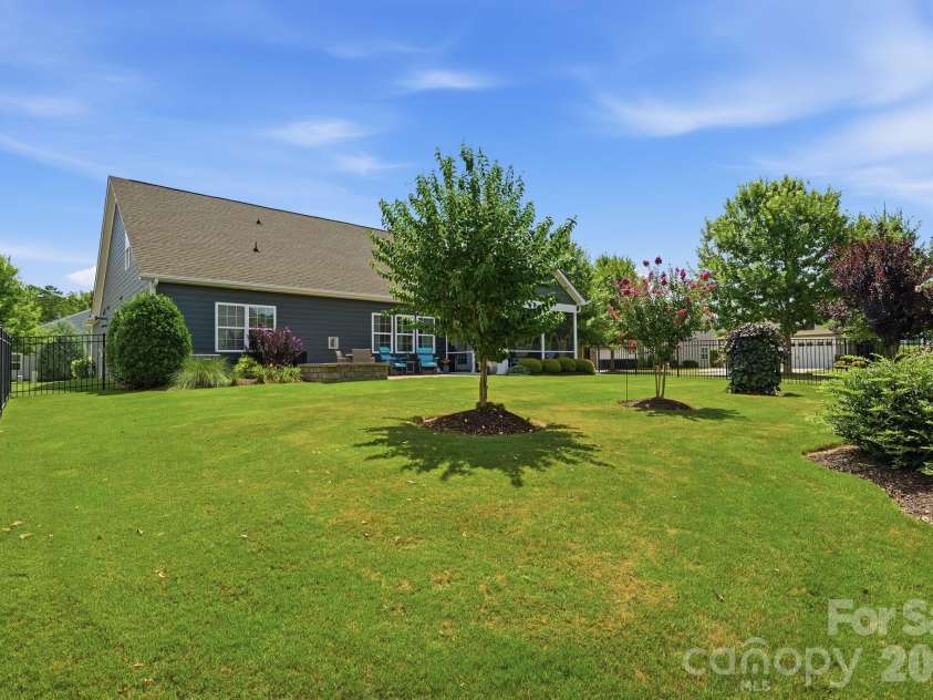 5005 Big Bend Drive, Lancaster, SC 29720.  MLS# CAR4399860, YatesRealty ID 39338. 