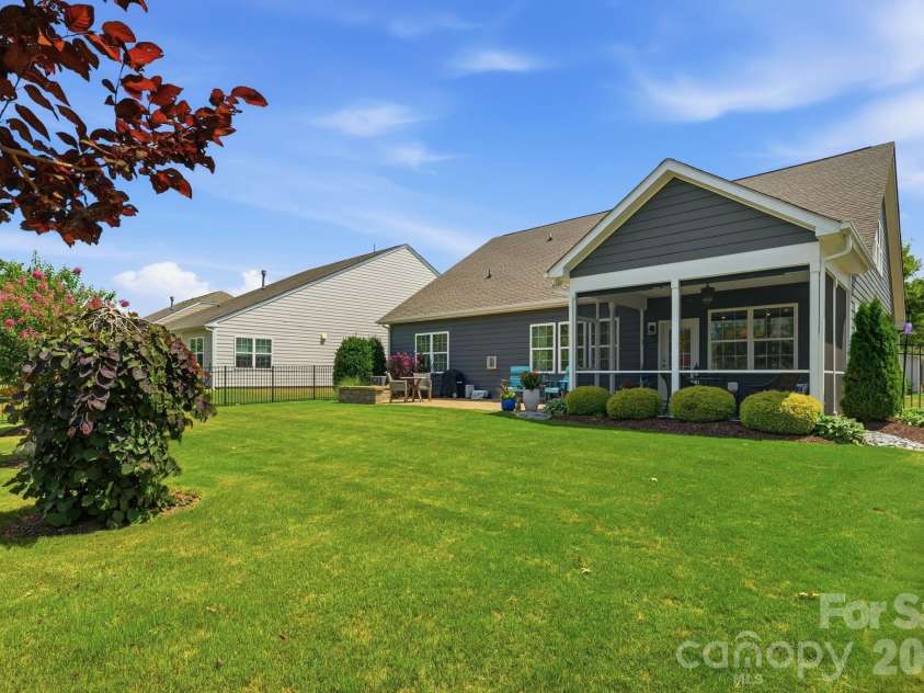 5005 Big Bend Drive, Lancaster, SC 29720.  MLS# CAR4399860, YatesRealty ID 39338. 