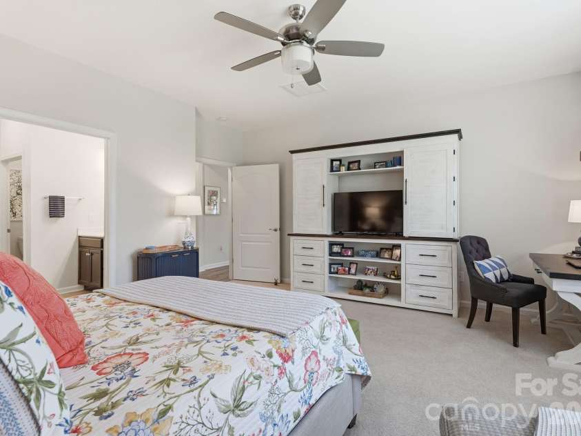 5005 Big Bend Drive, Lancaster, SC 29720.  MLS# CAR4399860, YatesRealty ID 39338. 