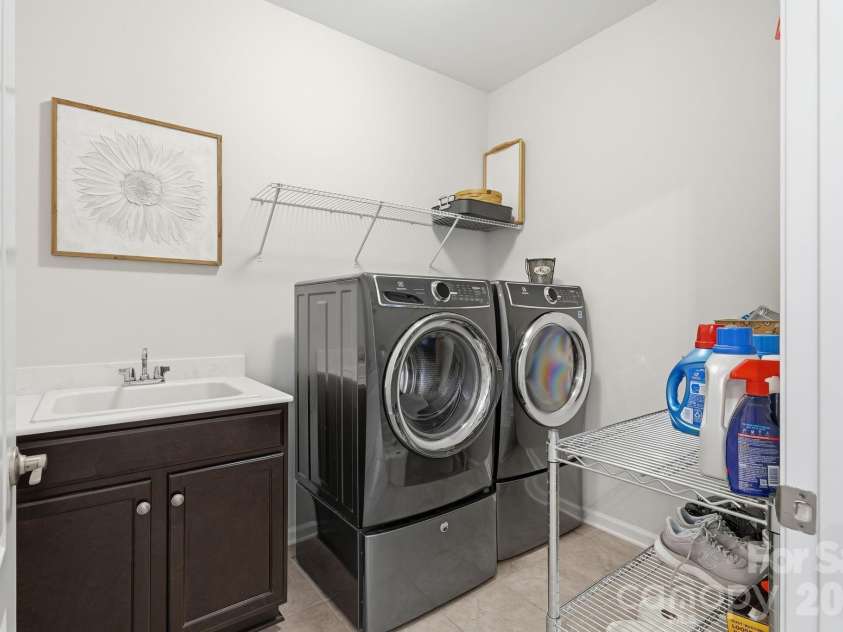 5005 Big Bend Drive, Lancaster, SC 29720.  MLS# CAR4399860, YatesRealty ID 39338. 