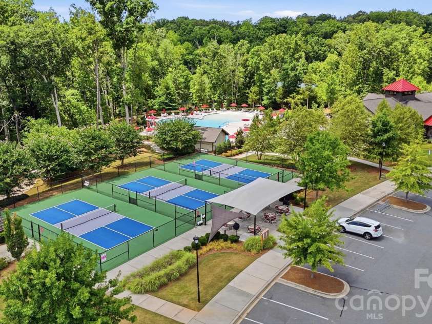 5005 Big Bend Drive, Lancaster, SC 29720.  MLS# CAR4399860, YatesRealty ID 39338. 
