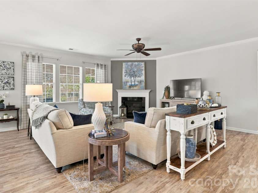 5005 Big Bend Drive, Lancaster, SC 29720.  MLS# CAR4431645, YatesRealty ID 39338. 