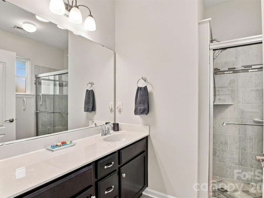 5005 Big Bend Drive, Lancaster, SC 29720.  MLS# CAR4431645, YatesRealty ID 39338. 
