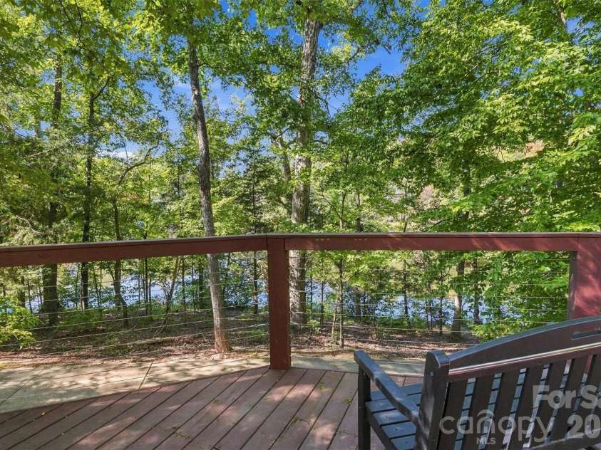 5005 Big Bend Drive, Lancaster, SC 29720.  MLS# CAR4431645, YatesRealty ID 39338. 