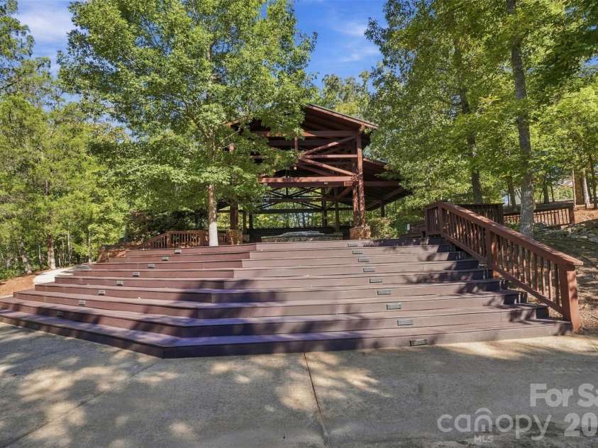 5005 Big Bend Drive, Lancaster, SC 29720.  MLS# CAR4431645, YatesRealty ID 39338. 