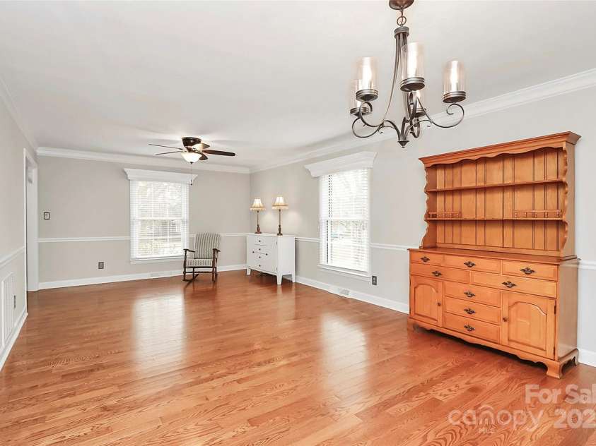 2468 Shaw Avenue, Gastonia, NC 28054.  MLS# CAR4331566, YatesRealty ID 3934. 