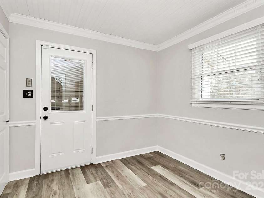 2468 Shaw Avenue, Gastonia, NC 28054.  MLS# CAR4331566, YatesRealty ID 3934. 