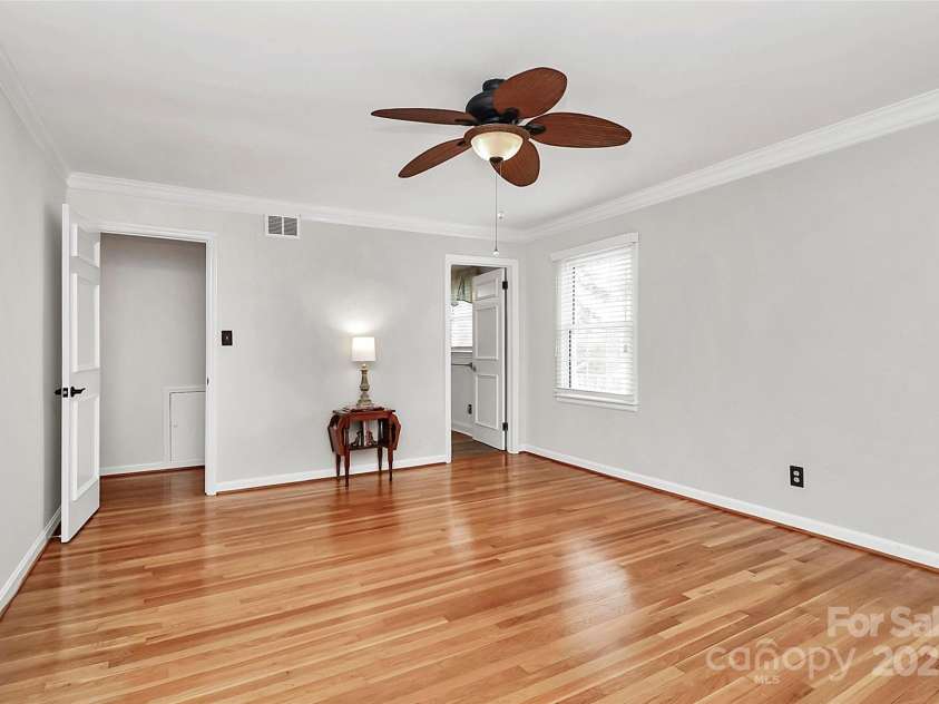 2468 Shaw Avenue, Gastonia, NC 28054.  MLS# CAR4331566, YatesRealty ID 3934. 