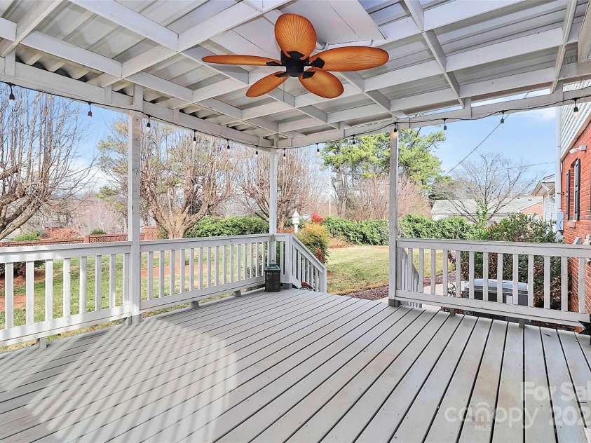 2468 Shaw Avenue, Gastonia, NC 28054.  MLS# CAR4331566, YatesRealty ID 3934. 
