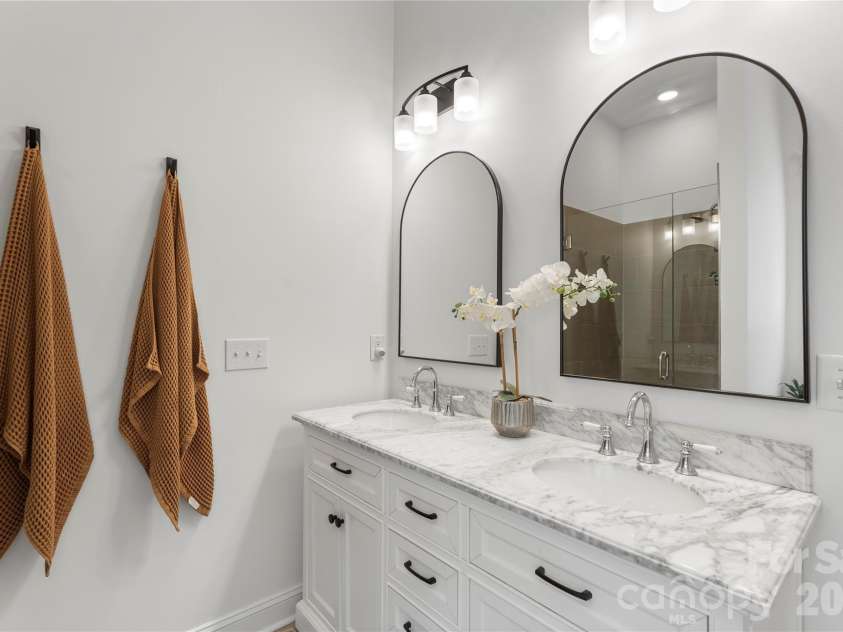 3292 Richards Crossing, Fort Mill, SC 29708.  MLS# CAR4390785, YatesRealty ID 39340. 