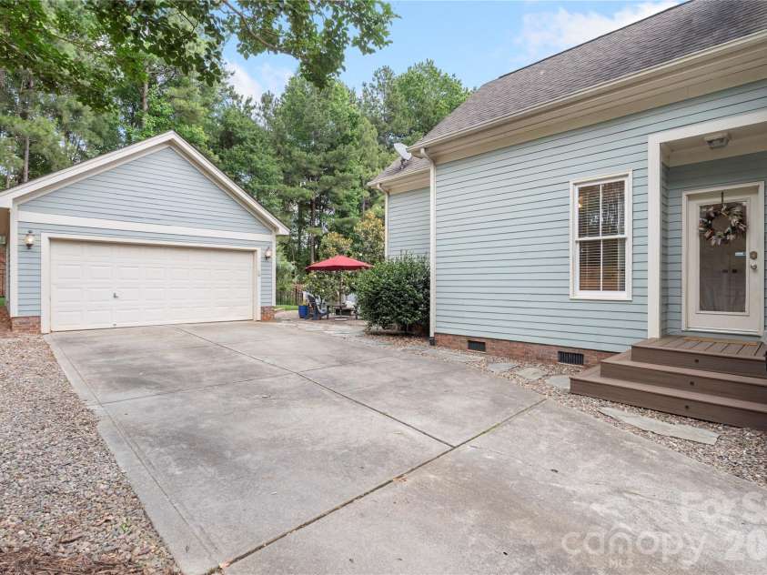 3292 Richards Crossing, Fort Mill, SC 29708.  MLS# CAR4390785, YatesRealty ID 39340. 