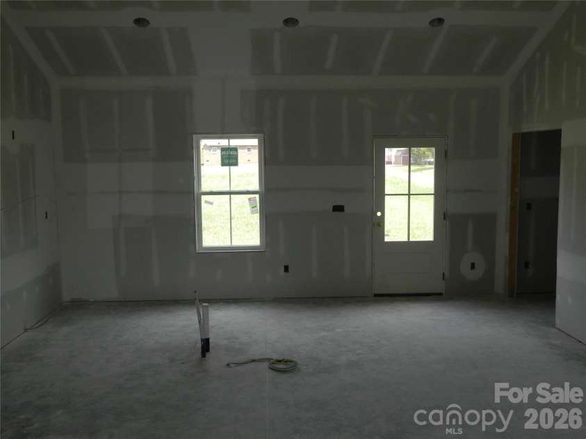 5096 Bloomfield Estates, Granite Falls, NC 28630.  MLS# CAR4393470, YatesRealty ID 39341. Kitchen